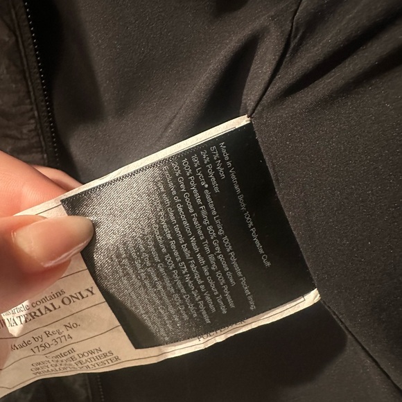 Lululemon Wunder Puff Cropped Jacket Aquila Sz 4 - Picture 6 of 11